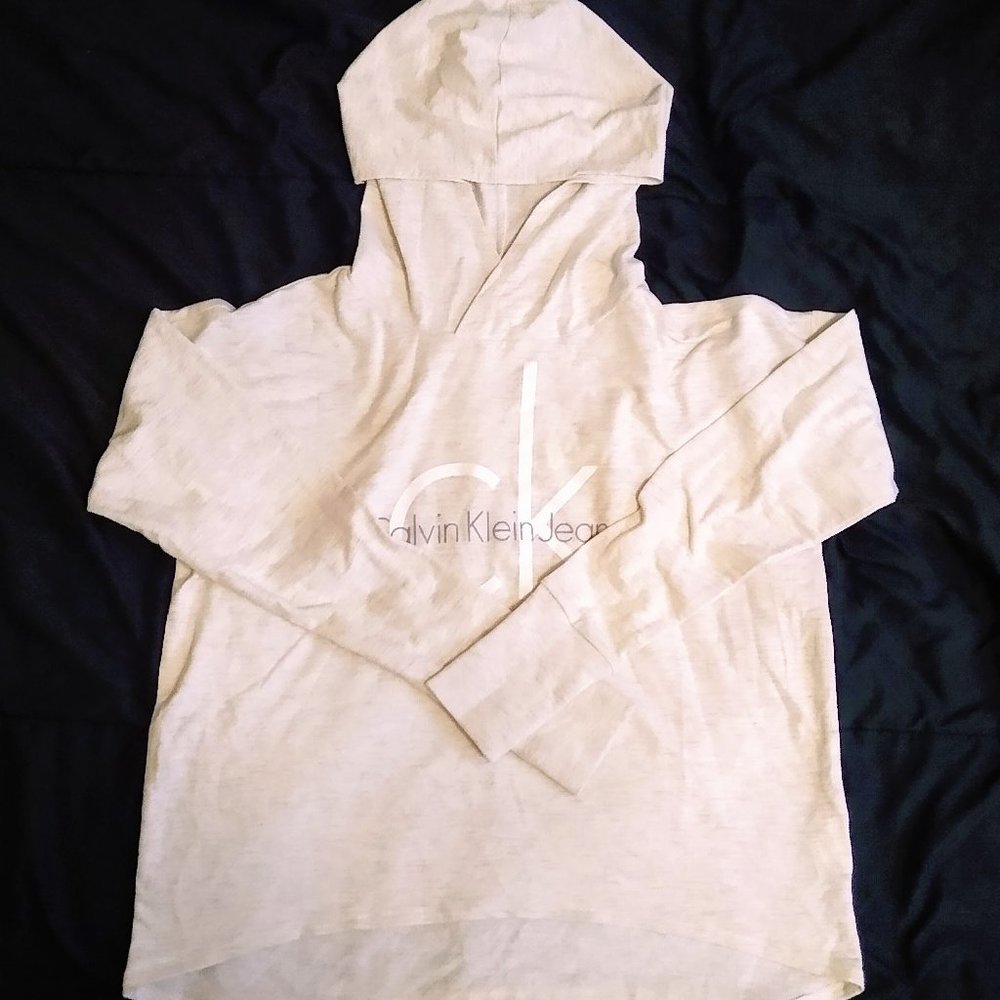 Calvin Klein Sweater